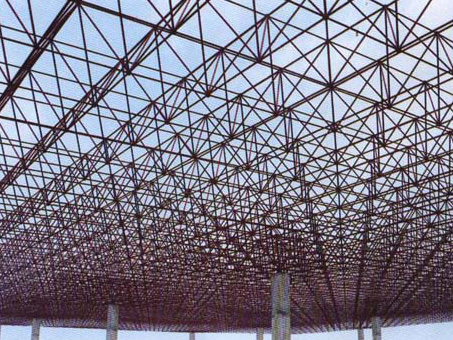 廣州大旺北收費(fèi)雨篷網(wǎng)架