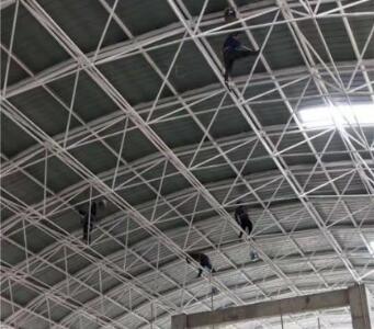 輕鋼網(wǎng)架加工安裝測(cè)量驗(yàn)收.jpg 輕鋼網(wǎng)架加工安裝測(cè)量驗(yàn)收.jpg