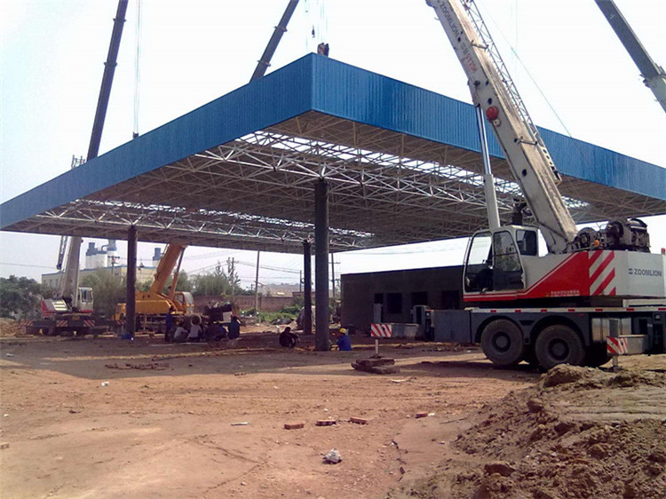 加油站網架吊裝工程