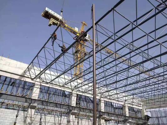 大型場館網架加工工程.jpg 大型場館網架加工工程.jpg