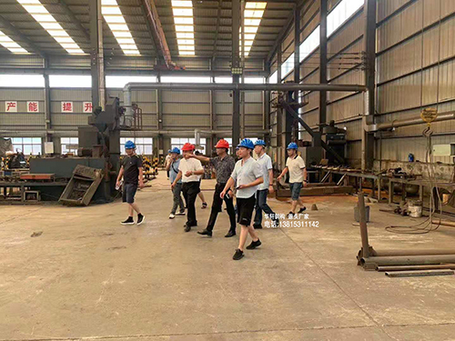 網(wǎng)架加工車間