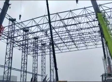 網架加工安裝空間滑移安裝.jpg 網架加工安裝空間滑移安裝.jpg