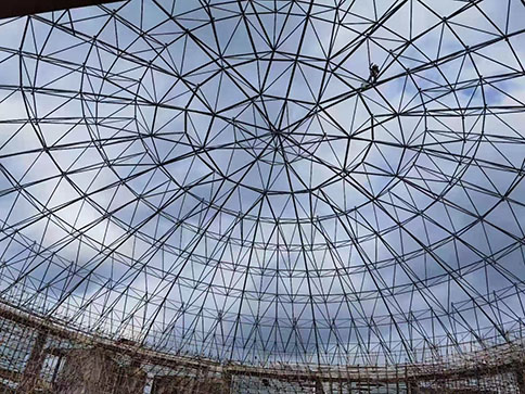 球形網(wǎng)架鋼結(jié)構(gòu)建筑.jpg 球形網(wǎng)架鋼結(jié)構(gòu)建筑.jpg