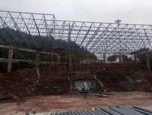 網(wǎng)架加工工程分塊安裝法.jpg 網(wǎng)架加工工程分塊安裝法.jpg